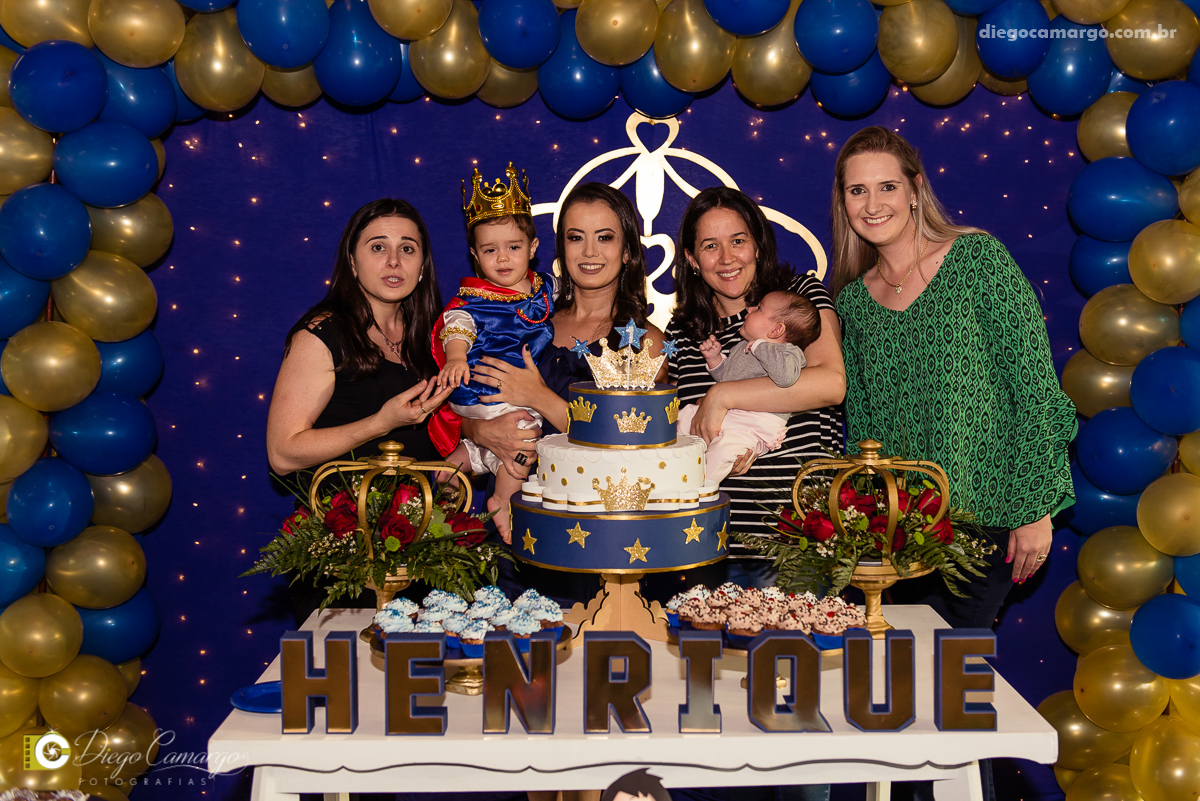 aniversario, festa infantil, bebe, 1 ano, brincadeira, doce, salgadinho, bolo, decoração, brinquedo, espuleto, decoracao, familia, viposa