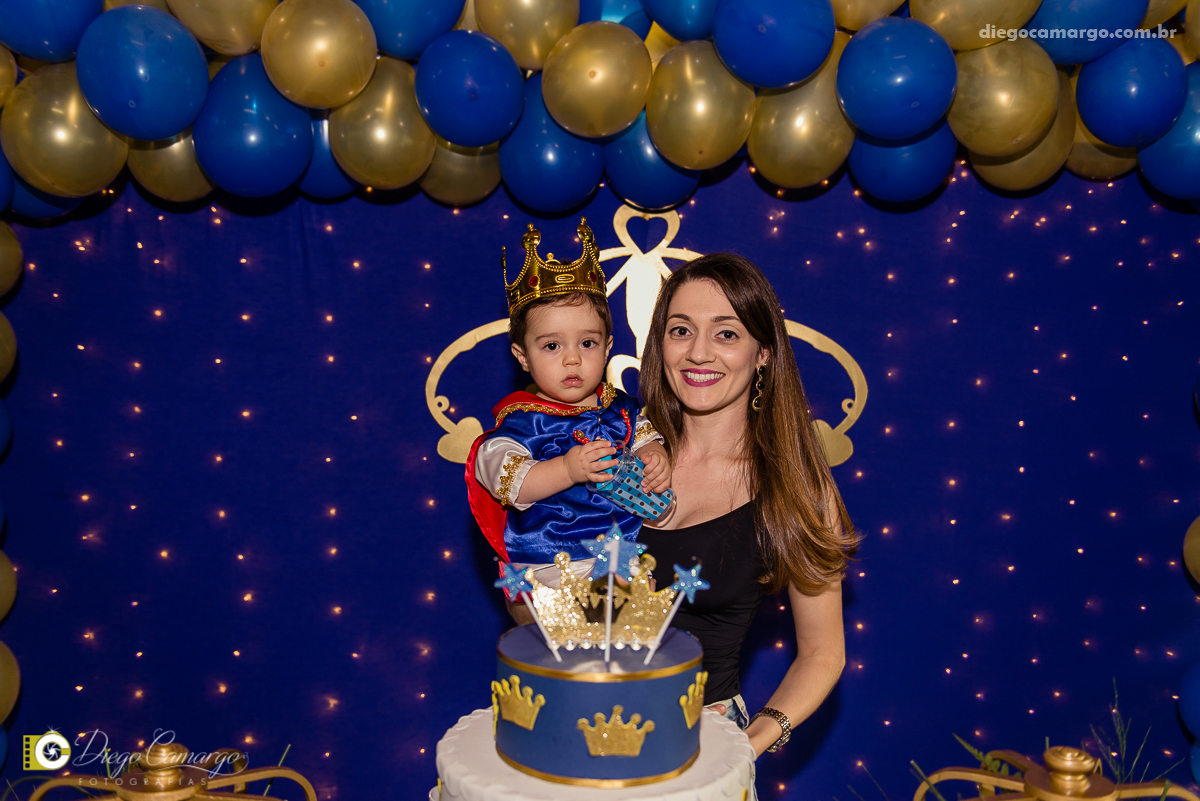 aniversario, festa infantil, bebe, 1 ano, brincadeira, doce, salgadinho, bolo, decoração, brinquedo, espuleto, decoracao, familia, viposa