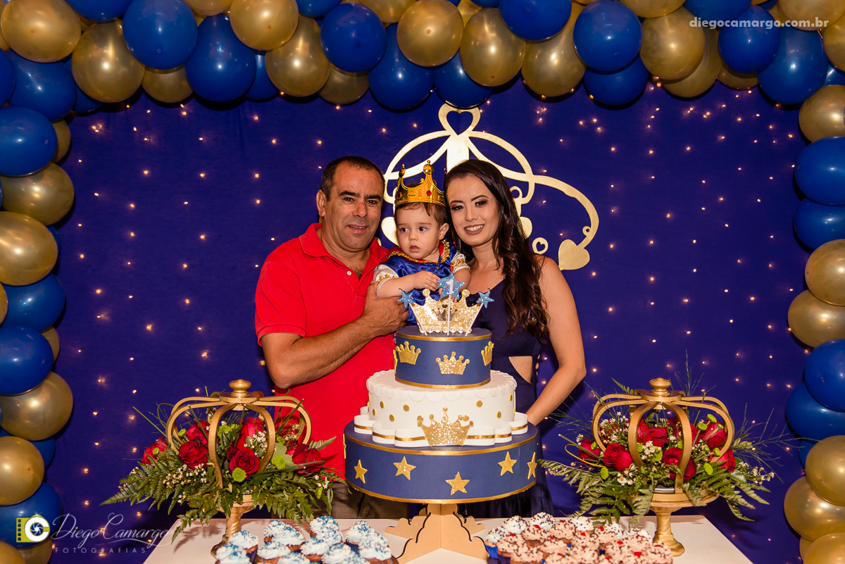 aniversario, festa infantil, bebe, 1 ano, brincadeira, doce, salgadinho, bolo, decoração, brinquedo, espuleto, decoracao, familia, viposa