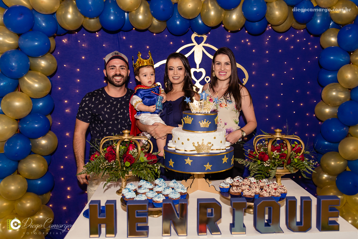 aniversario, festa infantil, bebe, 1 ano, brincadeira, doce, salgadinho, bolo, decoração, brinquedo, espuleto, decoracao, familia, viposa