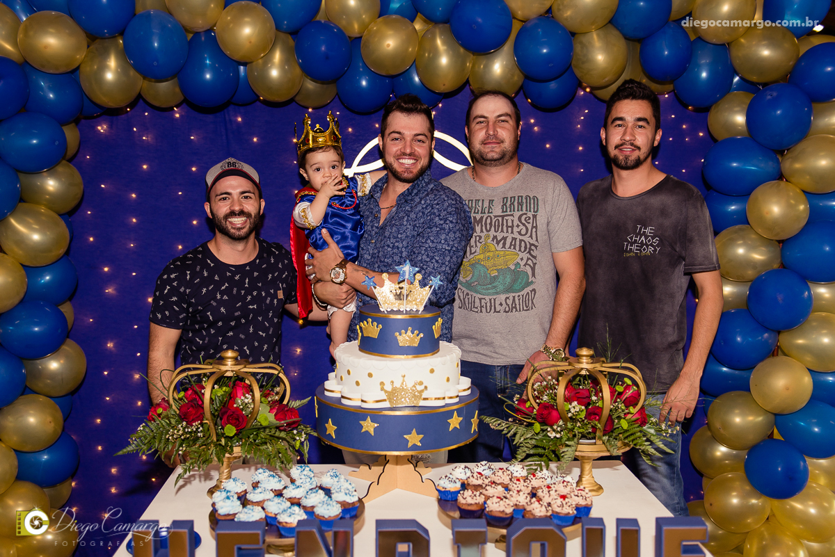 aniversario, festa infantil, bebe, 1 ano, brincadeira, doce, salgadinho, bolo, decoração, brinquedo, espuleto, decoracao, familia, viposa