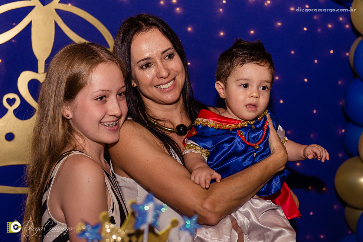 aniversario, festa infantil, bebe, 1 ano, brincadeira, doce, salgadinho, bolo, decoração, brinquedo, espuleto, decoracao, familia, viposa