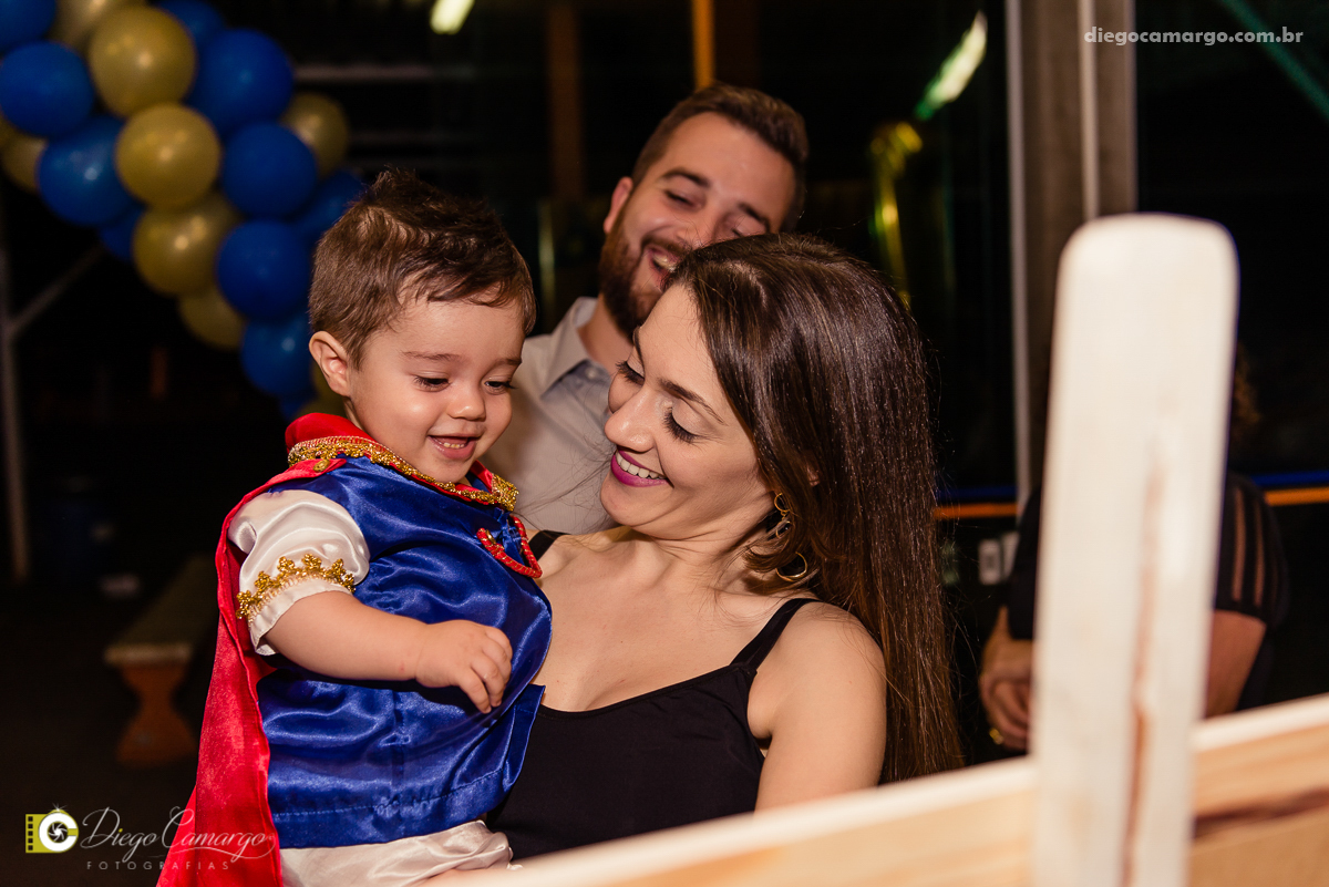 aniversario, festa infantil, bebe, 1 ano, brincadeira, doce, salgadinho, bolo, decoração, brinquedo, espuleto, decoracao, familia, viposa