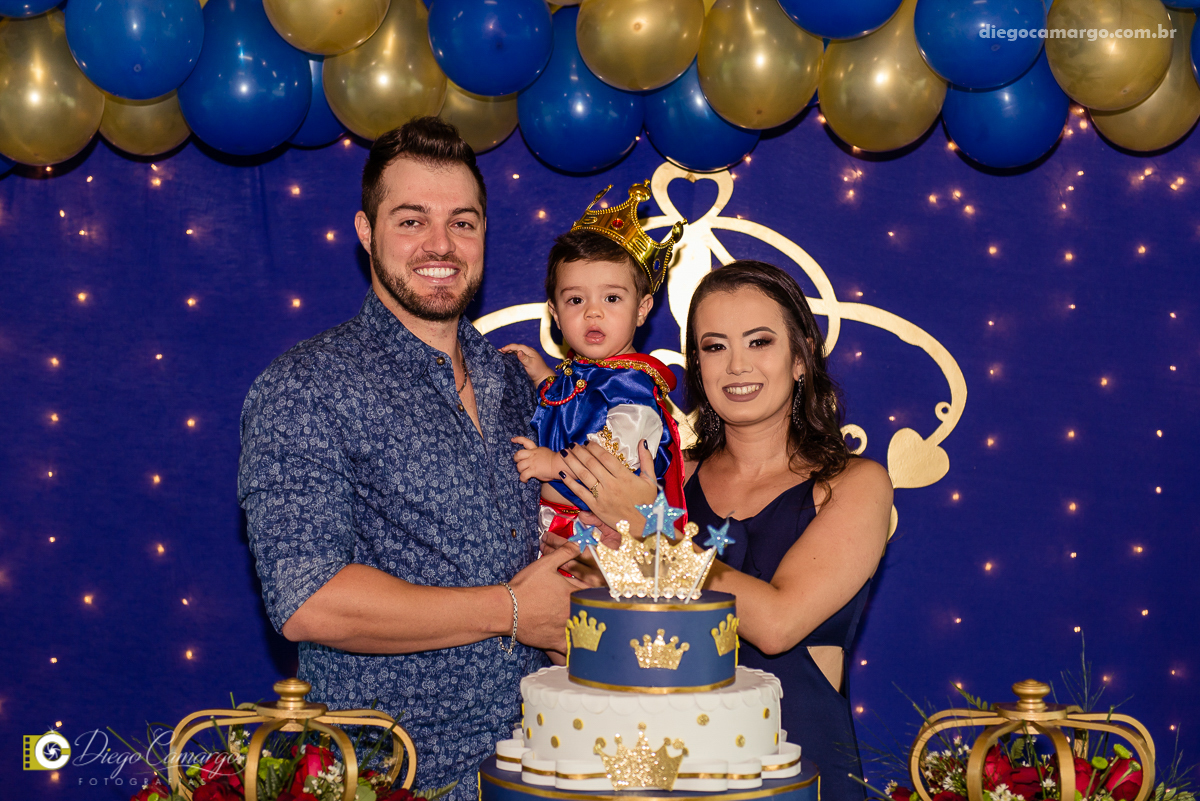 aniversario, festa infantil, bebe, 1 ano, brincadeira, doce, salgadinho, bolo, decoração, brinquedo, espuleto, decoracao, familia, viposa