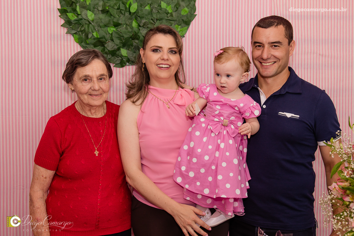 aniversario, festa infantil, bebe, 1 ano, brincadeira, doce, salgadinho, bolo, decoração, brinquedo, espuleto, decoracao, familia, viposa