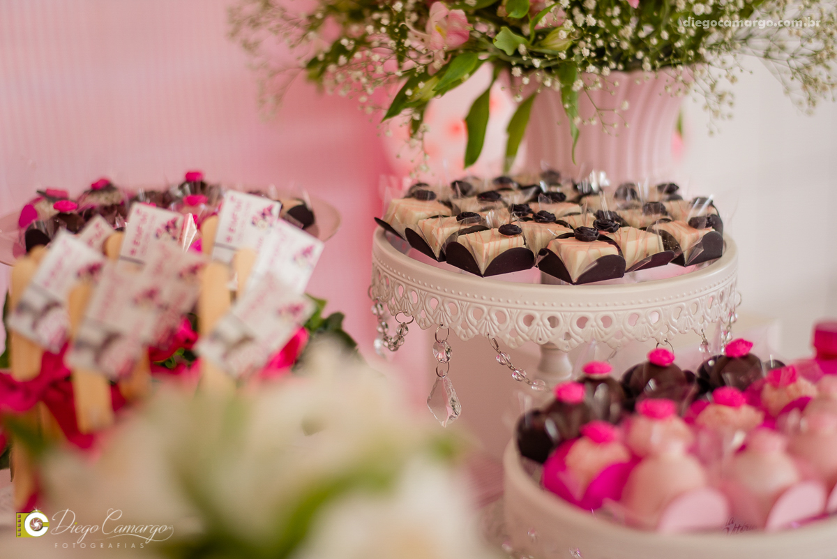 aniversario, festa infantil, bebe, 1 ano, brincadeira, doce, salgadinho, bolo, decoração, brinquedo, espuleto, decoracao, familia, viposa