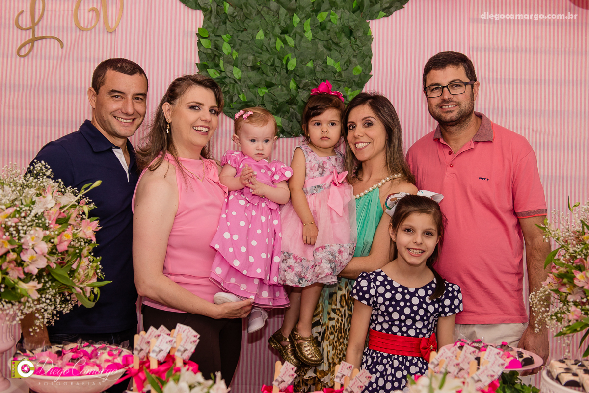 aniversario, festa infantil, bebe, 1 ano, brincadeira, doce, salgadinho, bolo, decoração, brinquedo, espuleto, decoracao, familia, viposa