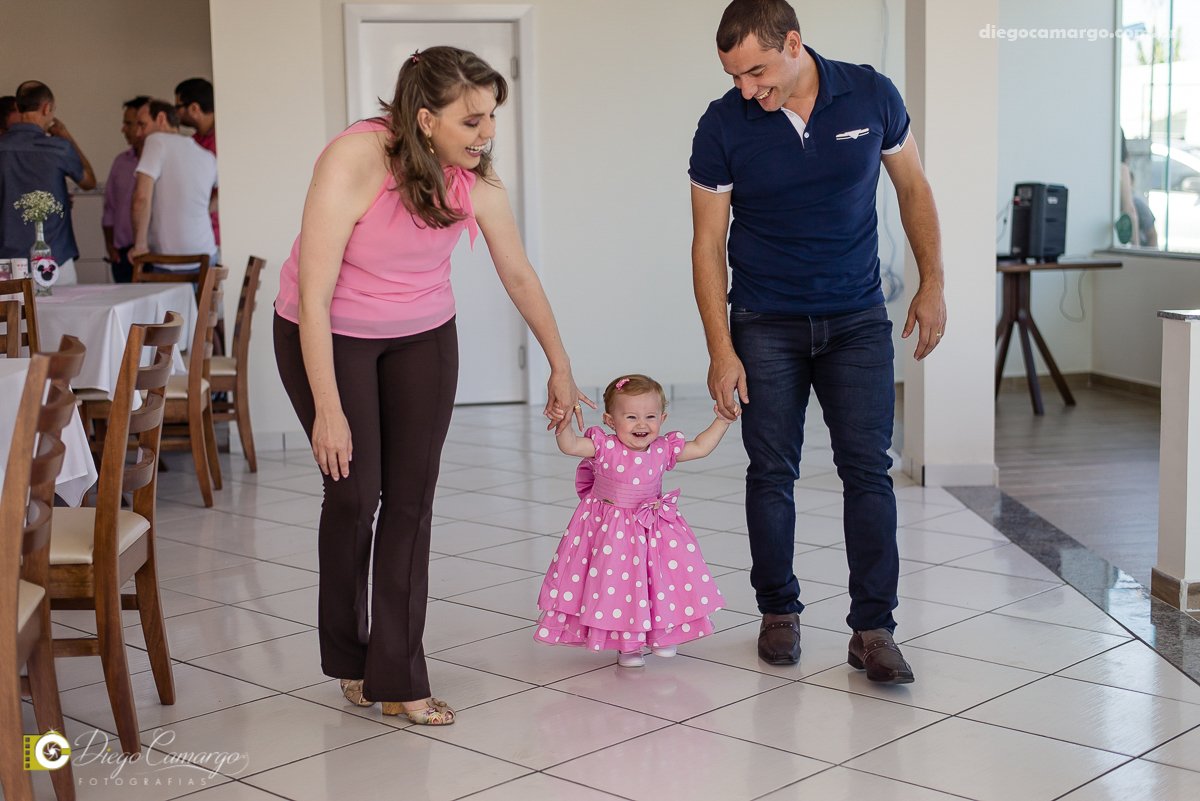 aniversario, festa infantil, bebe, 1 ano, brincadeira, doce, salgadinho, bolo, decoração, brinquedo, espuleto, decoracao, familia, viposa