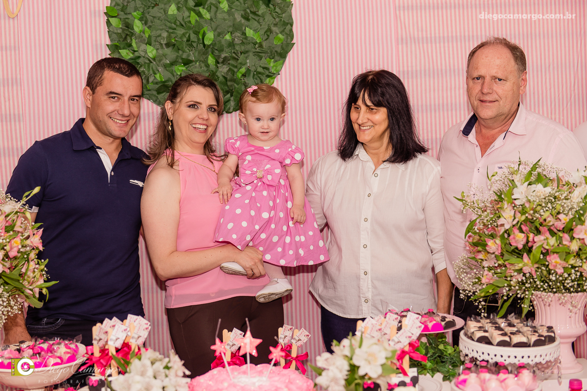 aniversario, festa infantil, bebe, 1 ano, brincadeira, doce, salgadinho, bolo, decoração, brinquedo, espuleto, decoracao, familia, viposa