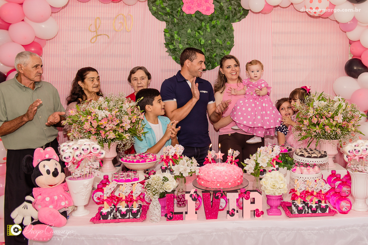 aniversario, festa infantil, bebe, 1 ano, brincadeira, doce, salgadinho, bolo, decoração, brinquedo, espuleto, decoracao, familia, viposa