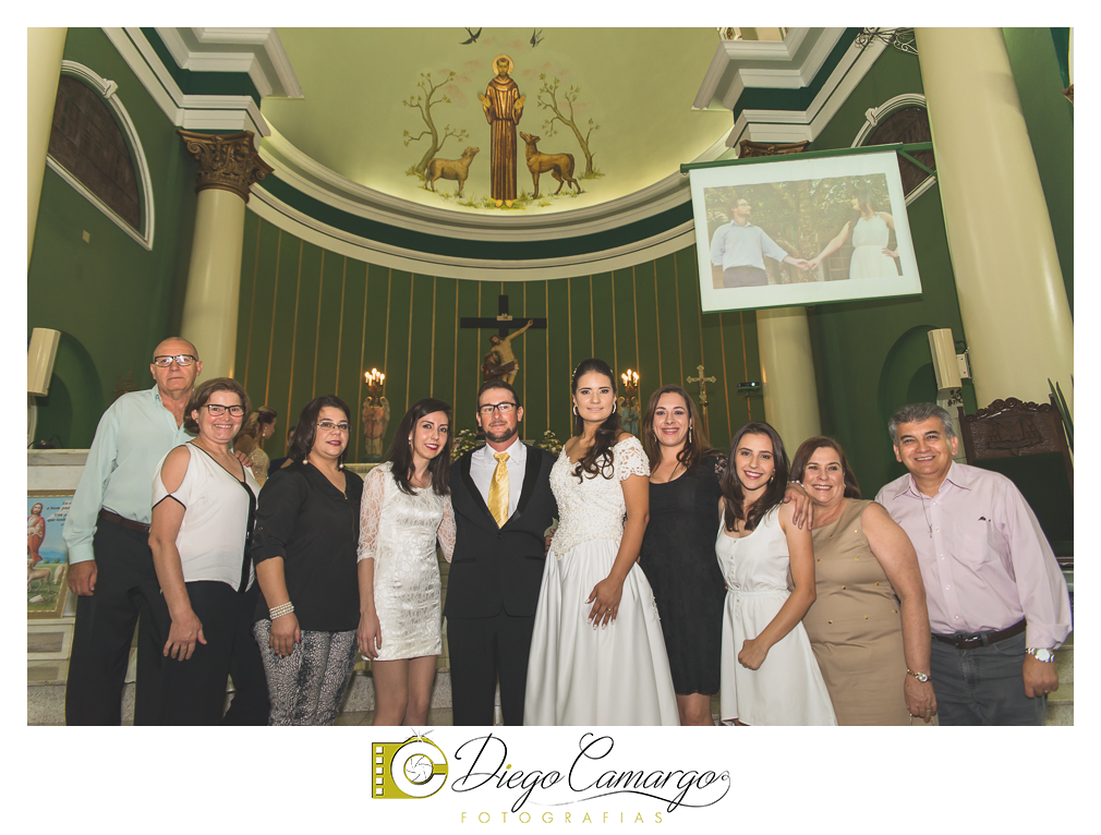 Este foi o casamento da Estela e Cristiano realizado na igreja Catedral de Caçador no dia 16 de abril de 2016.  Veja o vídeo e as fotos deste lindo casamento. Obrigado ao casal pela confiança, parabéns pela linda família