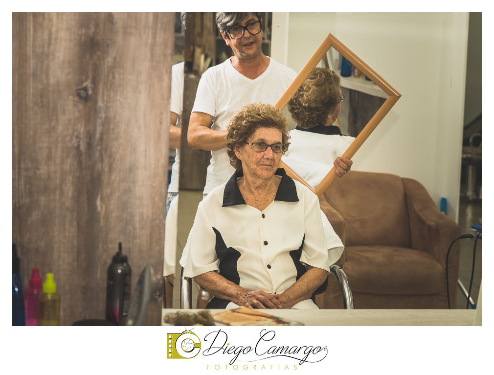 Este foi o casamento da Estela e Cristiano realizado na igreja Catedral de Caçador no dia 16 de abril de 2016.  Veja o vídeo e as fotos deste lindo casamento. Obrigado ao casal pela confiança, parabéns pela linda família