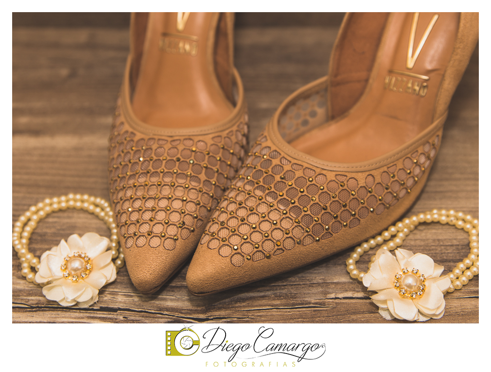 Este foi o casamento da Estela e Cristiano realizado na igreja Catedral de Caçador no dia 16 de abril de 2016.  Veja o vídeo e as fotos deste lindo casamento. Obrigado ao casal pela confiança, parabéns pela linda família