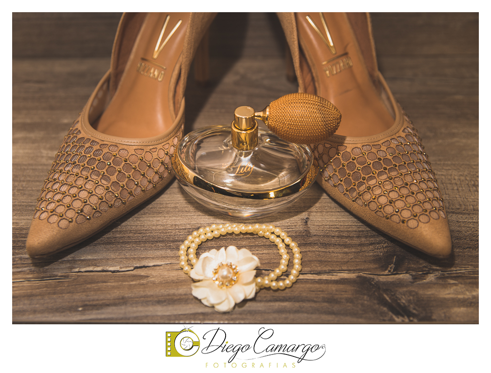 Este foi o casamento da Estela e Cristiano realizado na igreja Catedral de Caçador no dia 16 de abril de 2016.  Veja o vídeo e as fotos deste lindo casamento. Obrigado ao casal pela confiança, parabéns pela linda família