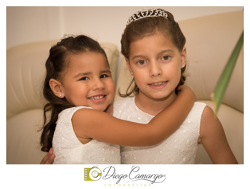 Este foi o casamento da Estela e Cristiano realizado na igreja Catedral de Caçador no dia 16 de abril de 2016.  Veja o vídeo e as fotos deste lindo casamento. Obrigado ao casal pela confiança, parabéns pela linda família
