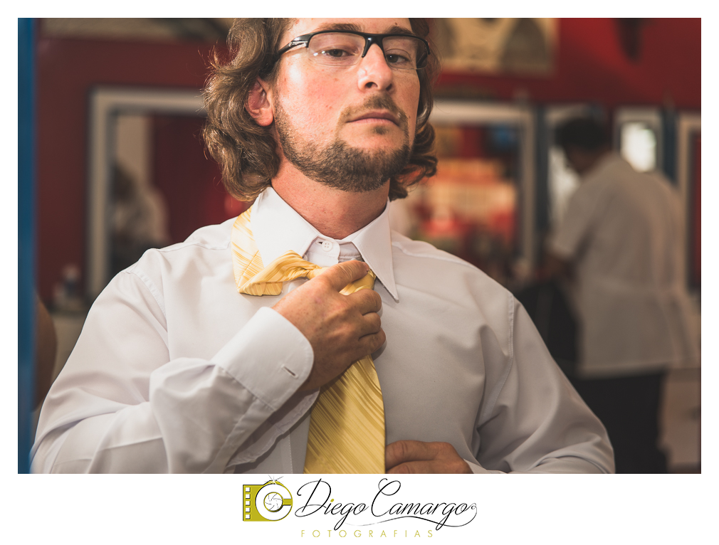 Este foi o casamento da Estela e Cristiano realizado na igreja Catedral de Caçador no dia 16 de abril de 2016.  Veja o vídeo e as fotos deste lindo casamento. Obrigado ao casal pela confiança, parabéns pela linda família