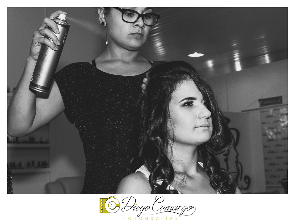 Este foi o casamento da Estela e Cristiano realizado na igreja Catedral de Caçador no dia 16 de abril de 2016.  Veja o vídeo e as fotos deste lindo casamento. Obrigado ao casal pela confiança, parabéns pela linda família