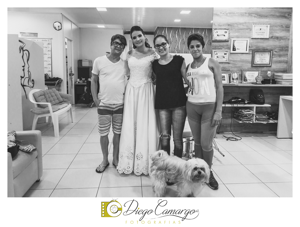 Este foi o casamento da Estela e Cristiano realizado na igreja Catedral de Caçador no dia 16 de abril de 2016.  Veja o vídeo e as fotos deste lindo casamento. Obrigado ao casal pela confiança, parabéns pela linda família