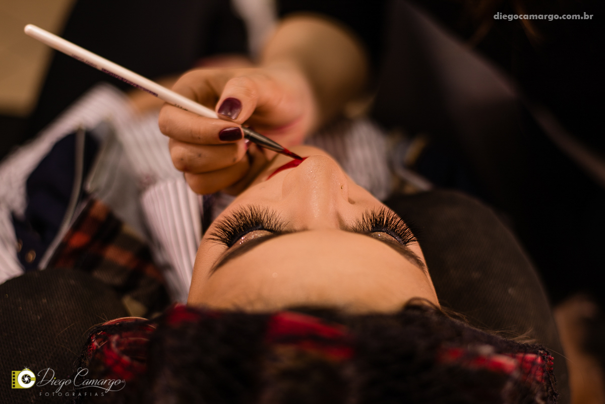 casamento, noivo, pai do noivo, terno, sapato, cinto, vestido, noiva, mae da noiva, brinco, anel, cabelo, maquiagem, salão de beleza, cabeleireiro, flor, buque, rosa, madrinha, ensaio, festa, fotografo, fotografia, caçador, musica, decoração, bolo