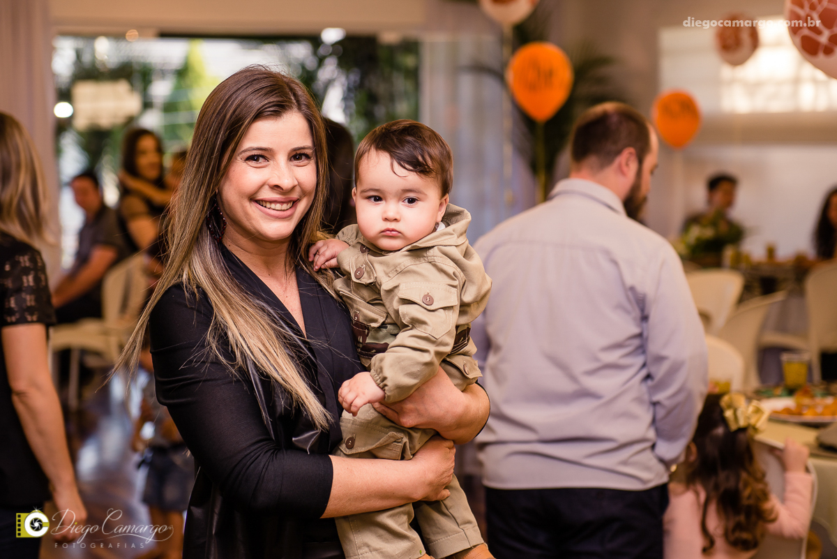 aniversário, bruno, espuleto, festa, decoração, caçador, selva, animais, floresta, brincadeira, bolo, docinhos, salgadinhos, 