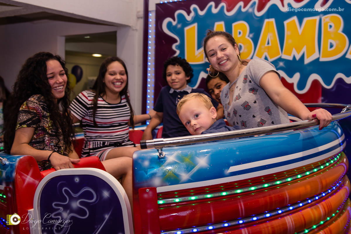 aniversário, bruno, espuleto, festa, decoração, caçador, selva, animais, floresta, brincadeira, bolo, docinhos, salgadinhos, 