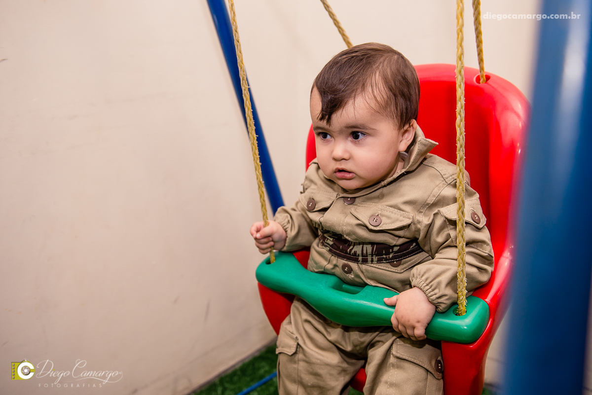 aniversário, bruno, espuleto, festa, decoração, caçador, selva, animais, floresta, brincadeira, bolo, docinhos, salgadinhos, 