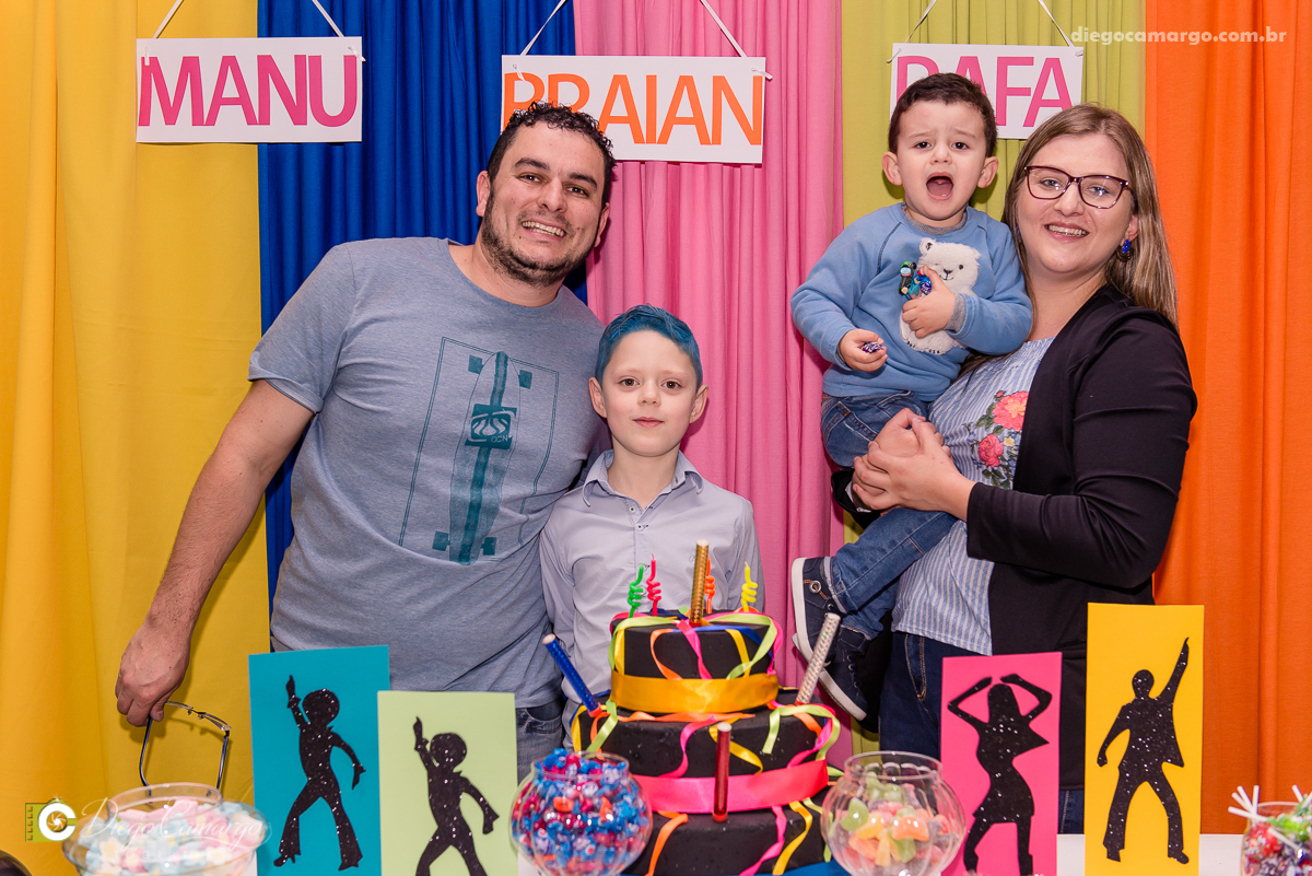 aniversário, festa, decoração, caçador, brincadeira, bolo, docinhos, salgadinhos, Balada, baladinha, mundo magico, amigos, juce souza