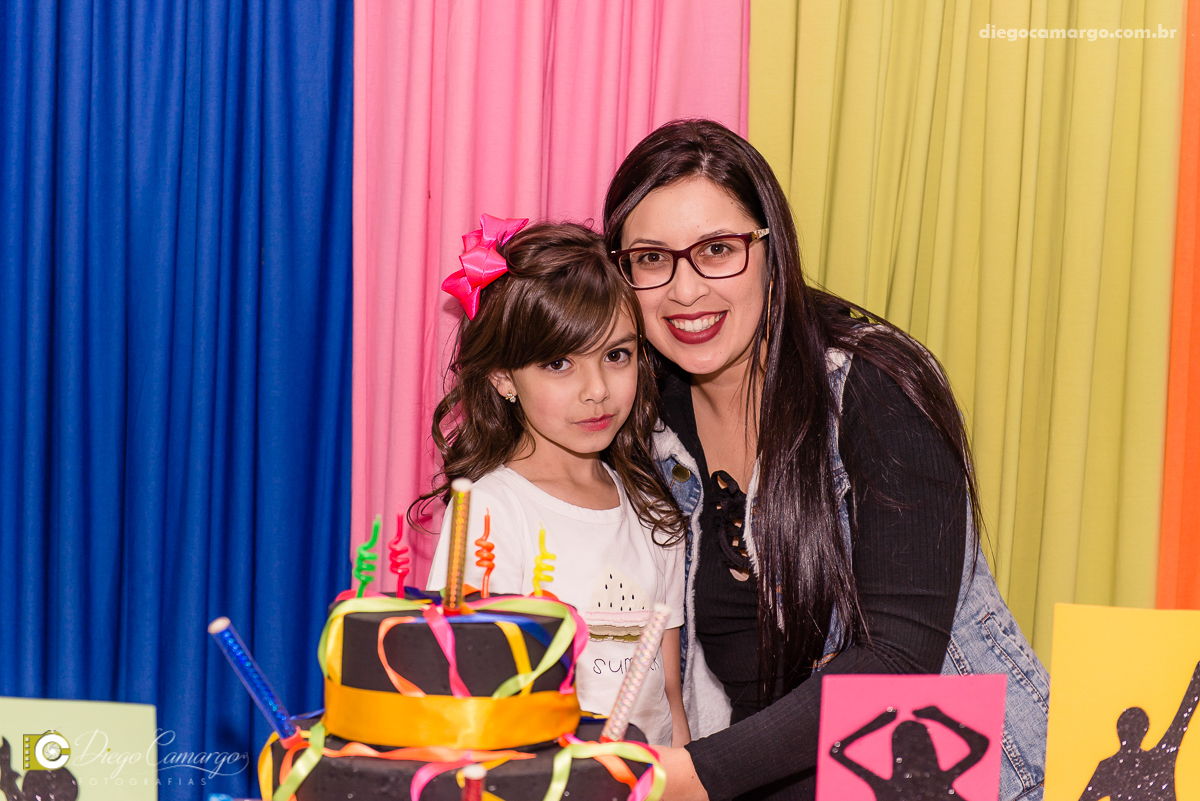 aniversário, festa, decoração, caçador, brincadeira, bolo, docinhos, salgadinhos, Balada, baladinha, mundo magico, amigos, juce souza