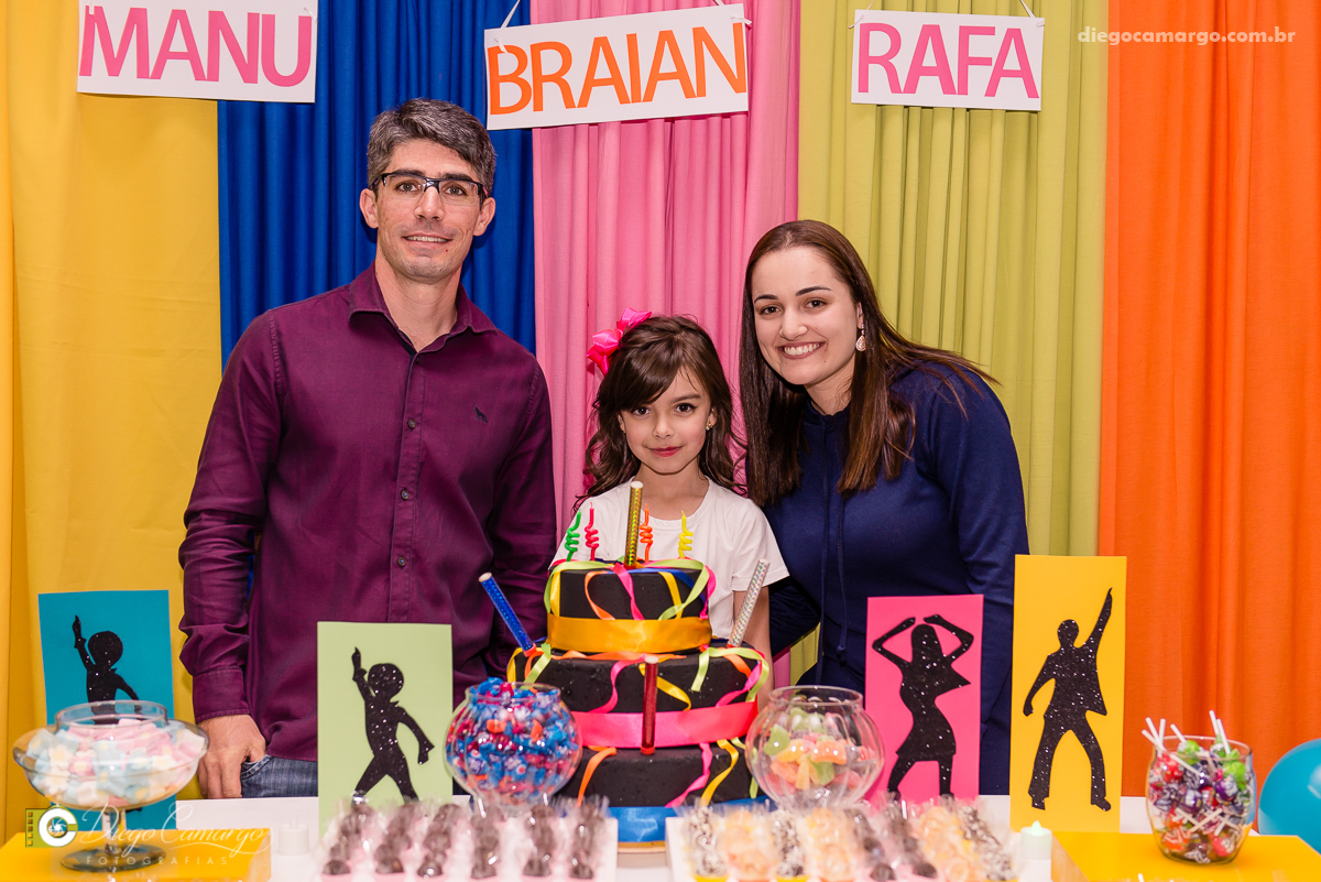 aniversário, festa, decoração, caçador, brincadeira, bolo, docinhos, salgadinhos, Balada, baladinha, mundo magico, amigos, juce souza