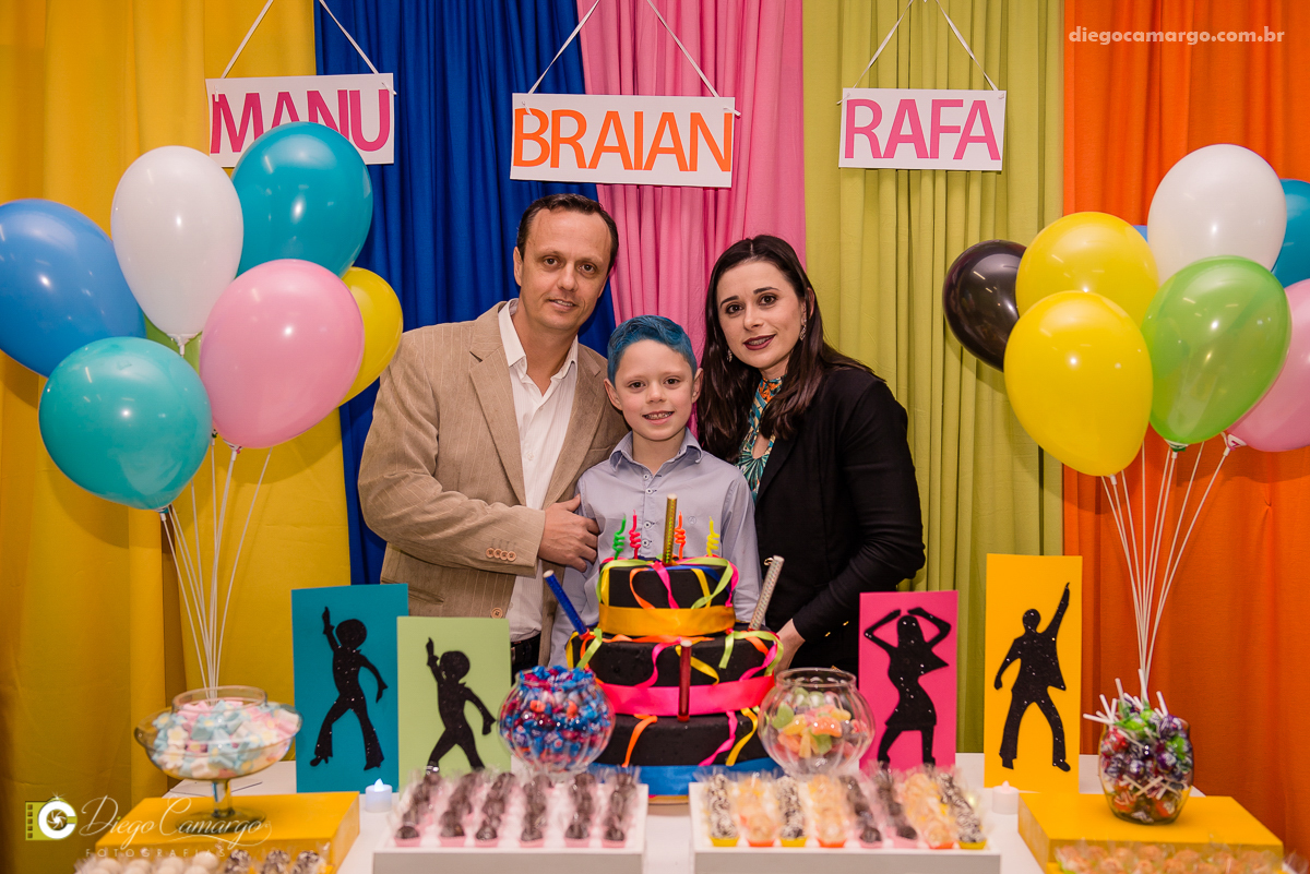 aniversário, festa, decoração, caçador, brincadeira, bolo, docinhos, salgadinhos, Balada, baladinha, mundo magico, amigos, juce souza