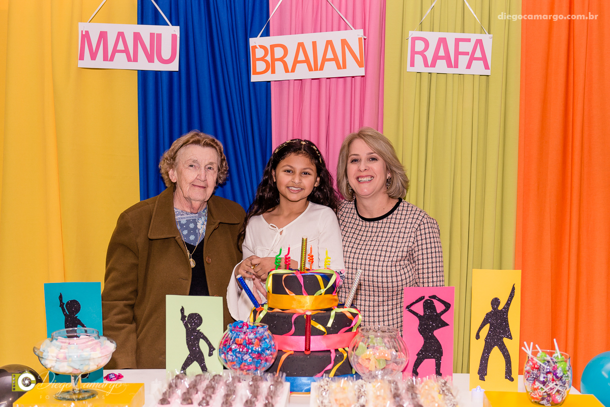 aniversário, festa, decoração, caçador, brincadeira, bolo, docinhos, salgadinhos, Balada, baladinha, mundo magico, amigos, juce souza