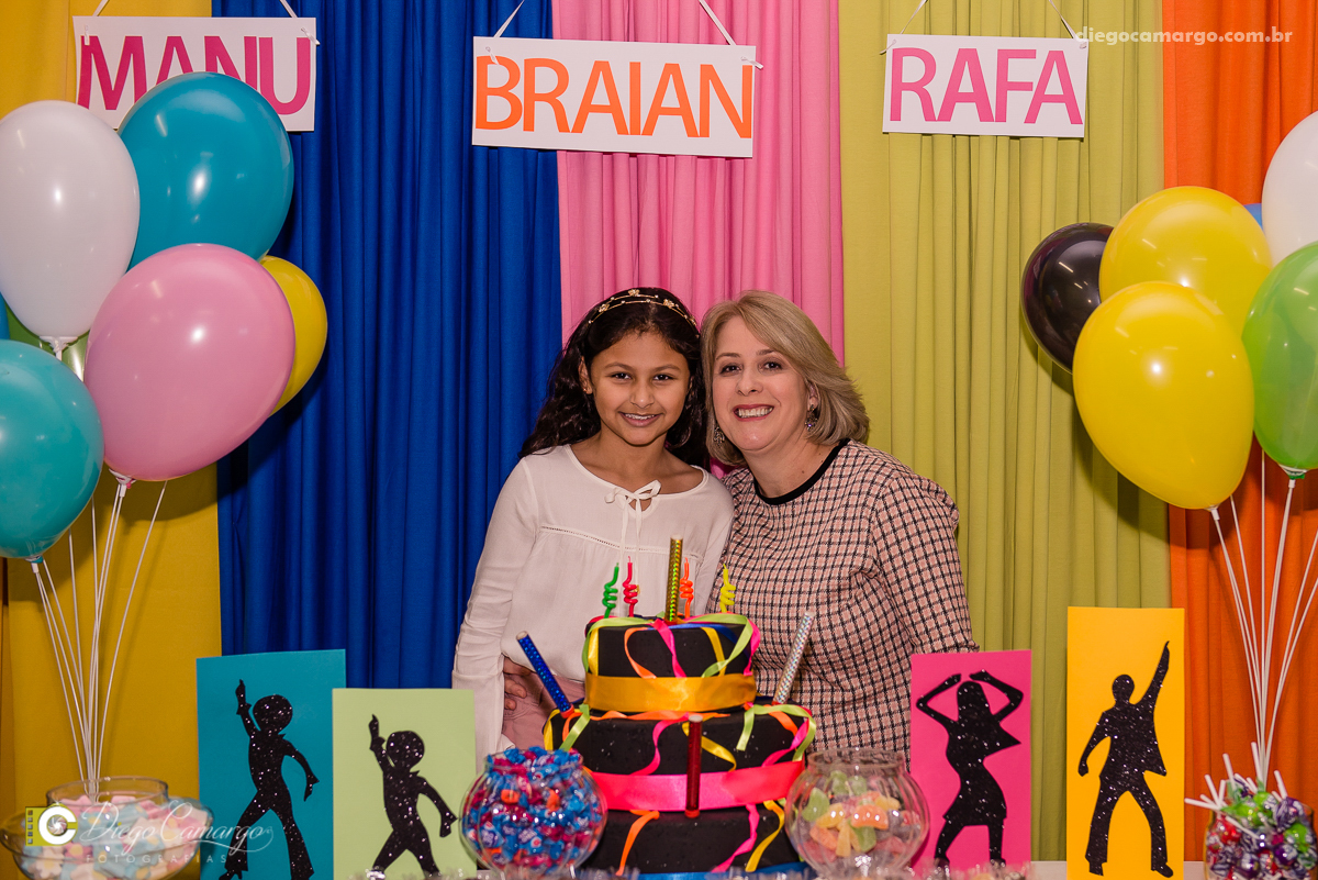 aniversário, festa, decoração, caçador, brincadeira, bolo, docinhos, salgadinhos, Balada, baladinha, mundo magico, amigos, juce souza