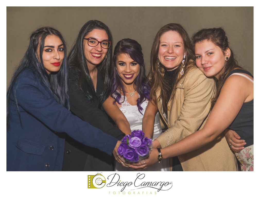 Casamento Maria Fabíola e Felipe em caçador. Fotos de casamento diego camargo fotografias. Fotógrafos: Diego Camargo e Fram Pezzole Maquiagem: Maria Paula Cabelo: Espaço H2O Cerimônia: Cartório Civil Recepç&