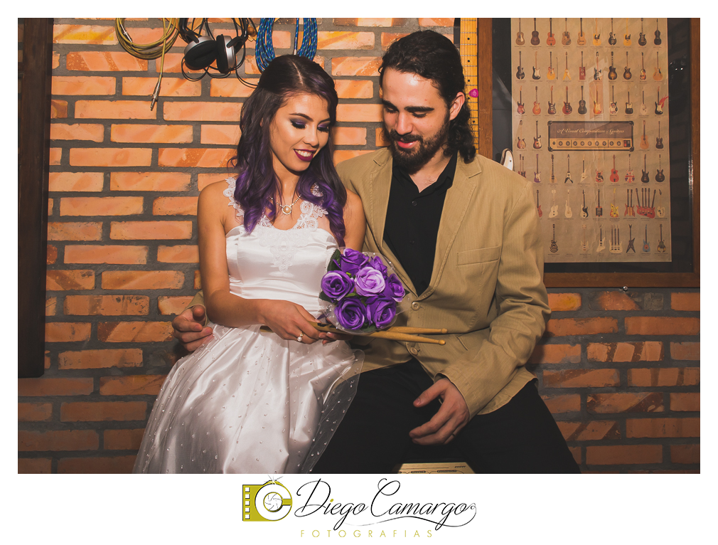 Casamento Maria Fabíola e Felipe em caçador. Fotos de casamento diego camargo fotografias. Fotógrafos: Diego Camargo e Fram Pezzole Maquiagem: Maria Paula Cabelo: Espaço H2O Cerimônia: Cartório Civil Recepç&
