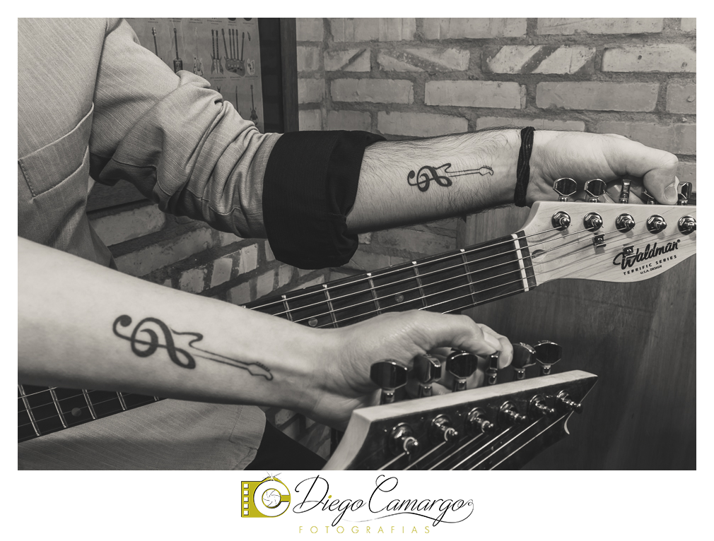 Casamento Maria Fabíola e Felipe em caçador. Fotos de casamento diego camargo fotografias. Fotógrafos: Diego Camargo e Fram Pezzole Maquiagem: Maria Paula Cabelo: Espaço H2O Cerimônia: Cartório Civil Recepç&