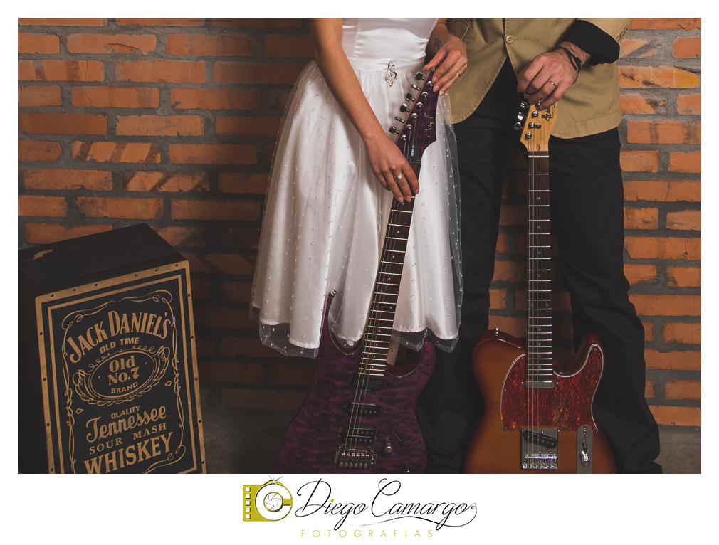 Casamento Maria Fabíola e Felipe em caçador. Fotos de casamento diego camargo fotografias. Fotógrafos: Diego Camargo e Fram Pezzole Maquiagem: Maria Paula Cabelo: Espaço H2O Cerimônia: Cartório Civil Recepç&