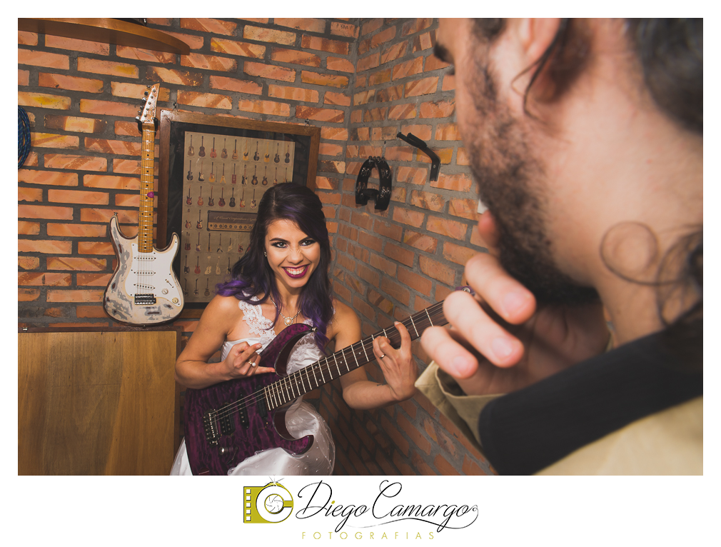 Casamento Maria Fabíola e Felipe em caçador. Fotos de casamento diego camargo fotografias. Fotógrafos: Diego Camargo e Fram Pezzole Maquiagem: Maria Paula Cabelo: Espaço H2O Cerimônia: Cartório Civil Recepç&