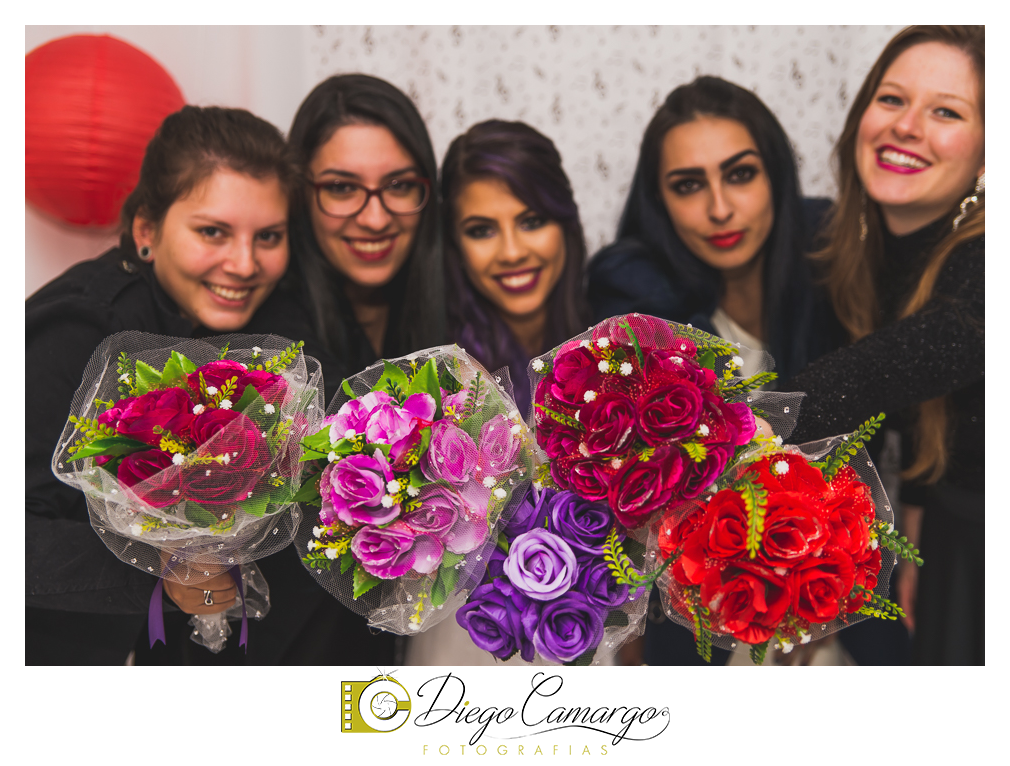 Casamento Maria Fabíola e Felipe em caçador. Fotos de casamento diego camargo fotografias. Fotógrafos: Diego Camargo e Fram Pezzole Maquiagem: Maria Paula Cabelo: Espaço H2O Cerimônia: Cartório Civil Recepç&