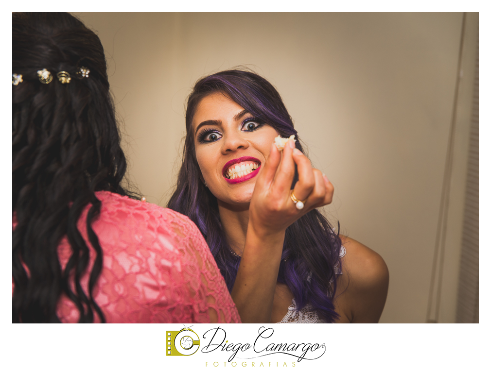 Casamento Maria Fabíola e Felipe em caçador. Fotos de casamento diego camargo fotografias. Fotógrafos: Diego Camargo e Fram Pezzole Maquiagem: Maria Paula Cabelo: Espaço H2O Cerimônia: Cartório Civil Recepç&