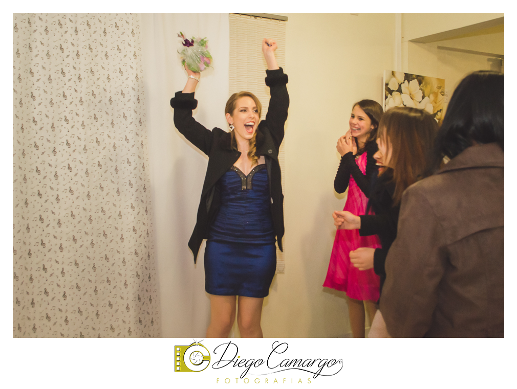 Casamento Maria Fabíola e Felipe em caçador. Fotos de casamento diego camargo fotografias. Fotógrafos: Diego Camargo e Fram Pezzole Maquiagem: Maria Paula Cabelo: Espaço H2O Cerimônia: Cartório Civil Recepç&