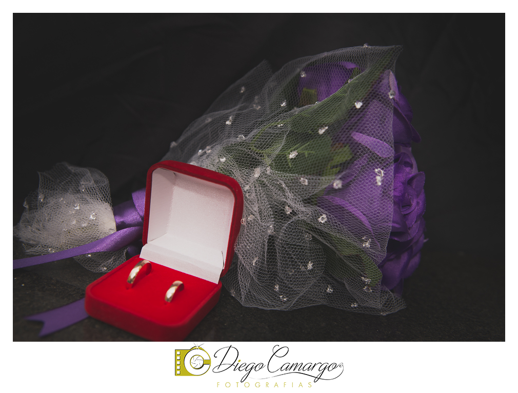 Casamento Maria Fabíola e Felipe em caçador. Fotos de casamento diego camargo fotografias. Fotógrafos: Diego Camargo e Fram Pezzole Maquiagem: Maria Paula Cabelo: Espaço H2O Cerimônia: Cartório Civil Recepç&