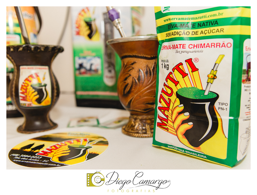 Quem comemorou seu primeiro aninho de vida foi a Rafaela. Parabéns papai Tobias e a mamãe Mariana pela linda família. Que vocês sejam muito felizes e que a Rafaela tenha muita saúde, alegria, paz  e força para supe