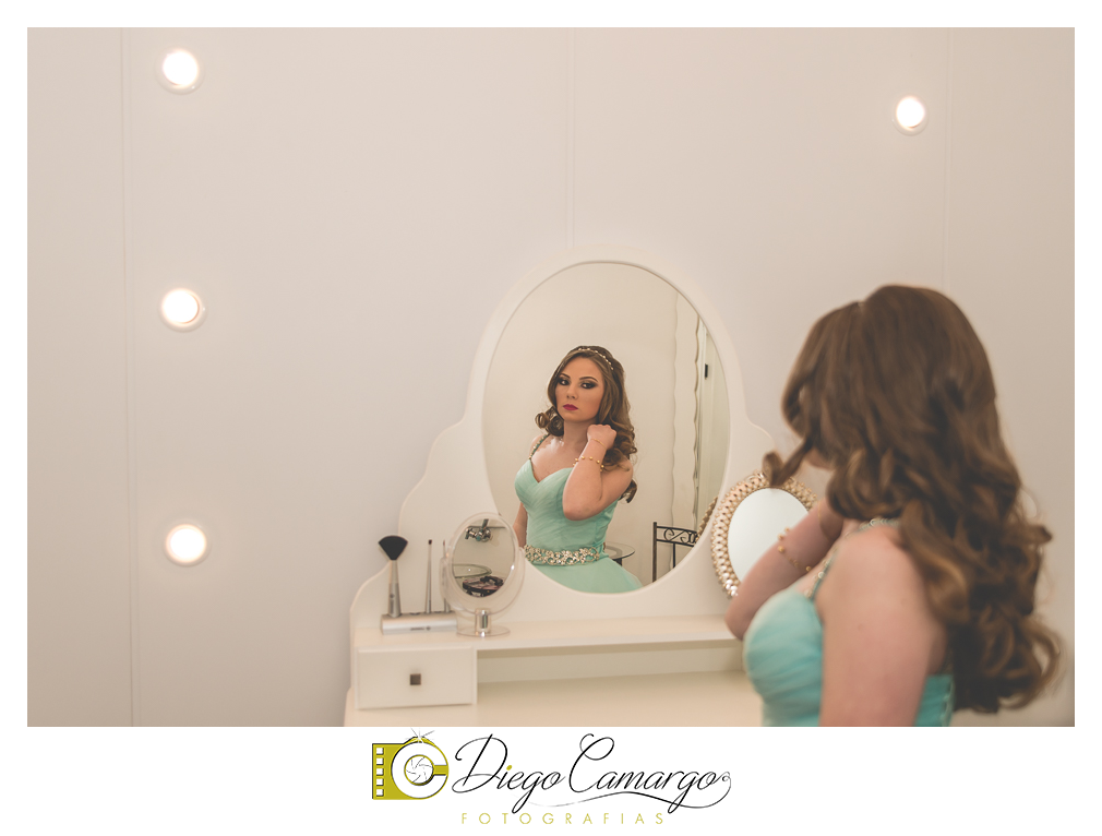 ensaio, 15 anos, debutante, fotografo, fotografa caçador, foto caçador, fotografa caçador, fotografo caçador, moda caçador, moda, caçador, festa debutante, maquiagem, cabelo, vestido,