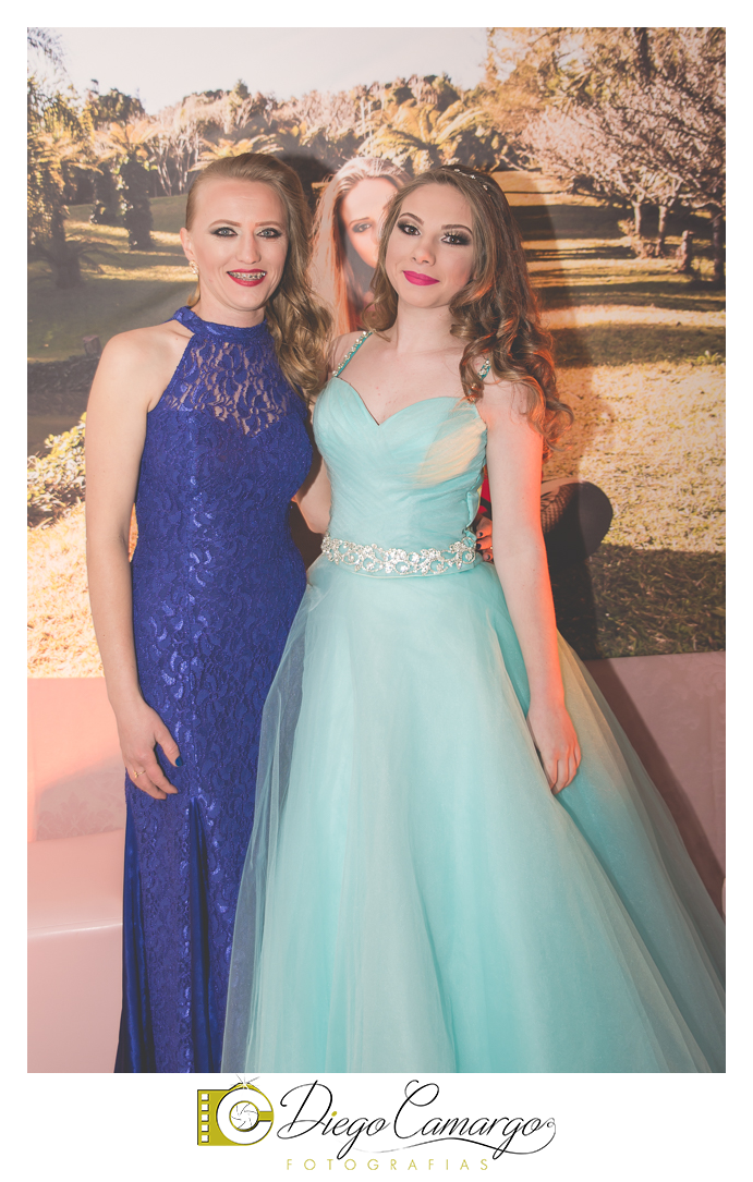 ensaio, 15 anos, debutante, fotografo, fotografa caçador, foto caçador, fotografa caçador, fotografo caçador, moda caçador, moda, caçador, festa debutante, maquiagem, cabelo, vestido,