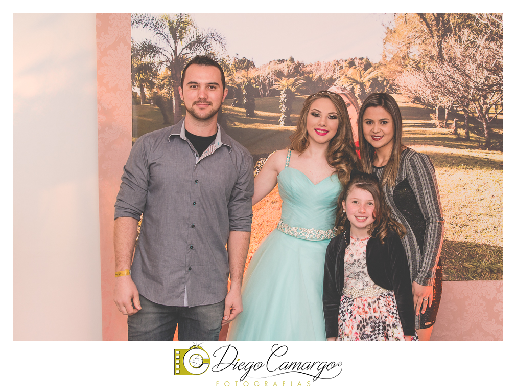 ensaio, 15 anos, debutante, fotografo, fotografa caçador, foto caçador, fotografa caçador, fotografo caçador, moda caçador, moda, caçador, festa debutante, maquiagem, cabelo, vestido,