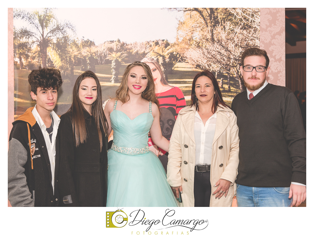 ensaio, 15 anos, debutante, fotografo, fotografa caçador, foto caçador, fotografa caçador, fotografo caçador, moda caçador, moda, caçador, festa debutante, maquiagem, cabelo, vestido,