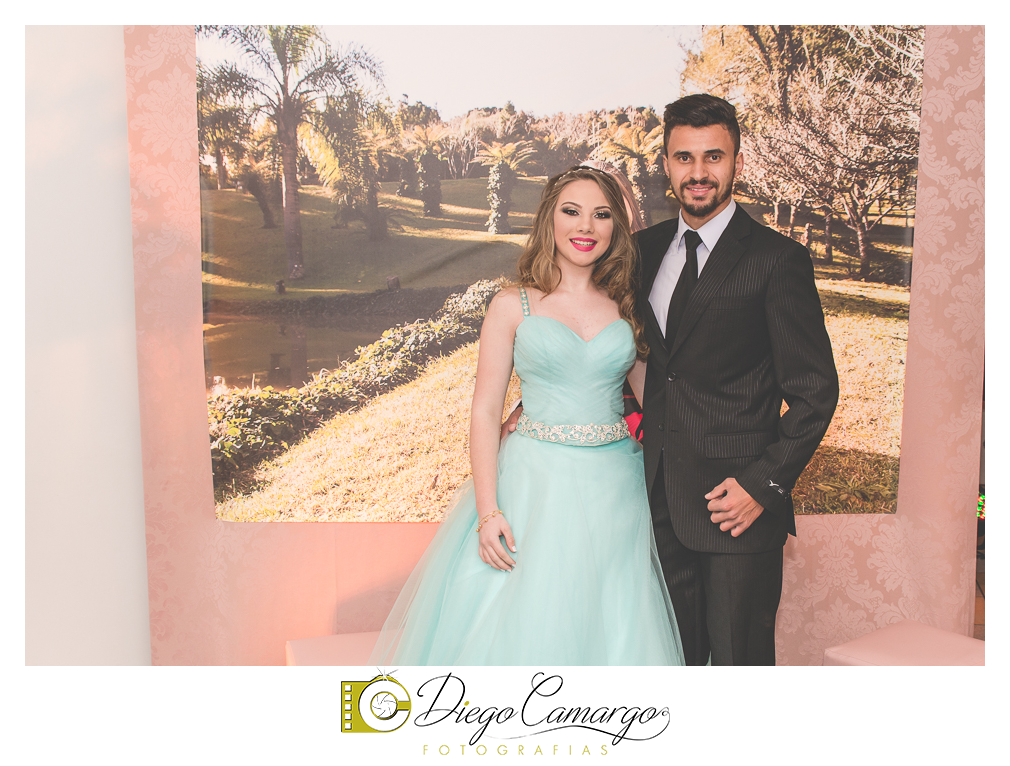 ensaio, 15 anos, debutante, fotografo, fotografa caçador, foto caçador, fotografa caçador, fotografo caçador, moda caçador, moda, caçador, festa debutante, maquiagem, cabelo, vestido,