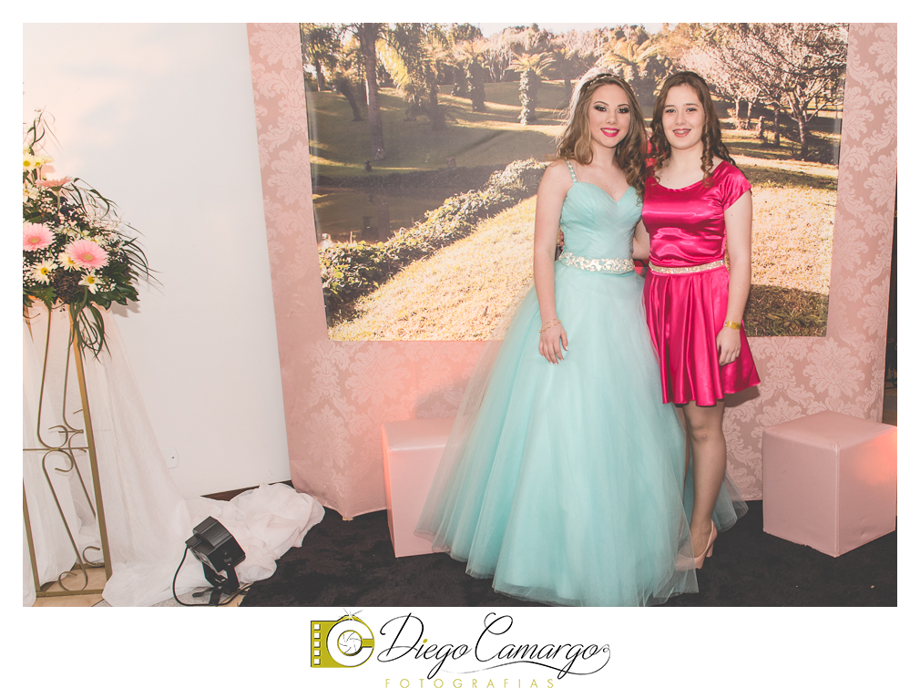 ensaio, 15 anos, debutante, fotografo, fotografa caçador, foto caçador, fotografa caçador, fotografo caçador, moda caçador, moda, caçador, festa debutante, maquiagem, cabelo, vestido,