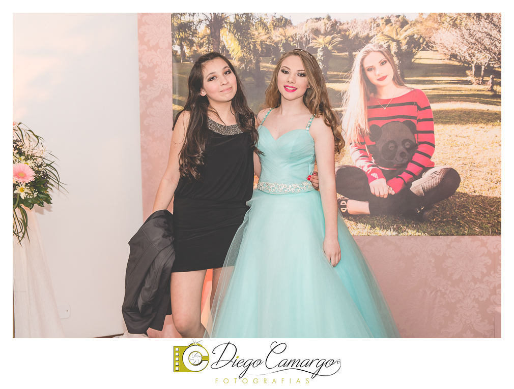 ensaio, 15 anos, debutante, fotografo, fotografa caçador, foto caçador, fotografa caçador, fotografo caçador, moda caçador, moda, caçador, festa debutante, maquiagem, cabelo, vestido,