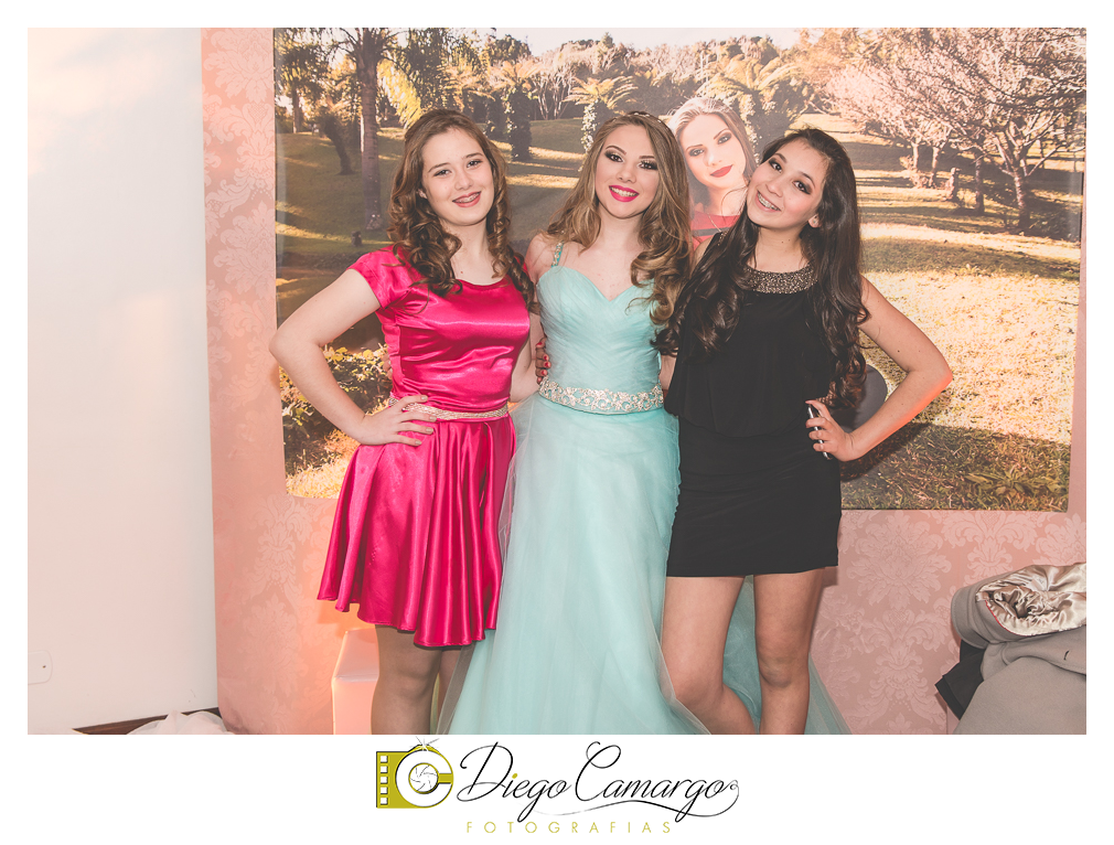 ensaio, 15 anos, debutante, fotografo, fotografa caçador, foto caçador, fotografa caçador, fotografo caçador, moda caçador, moda, caçador, festa debutante, maquiagem, cabelo, vestido,